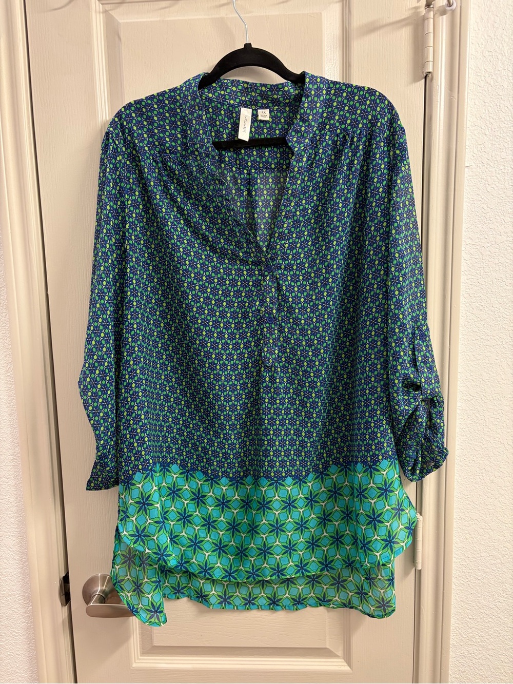 Tacera Blue & Green Patterned Tunic Top